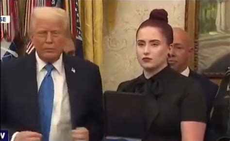 US Woman Whose Cop Father Died On Duty Goes Viral At Donald Trump Event ...