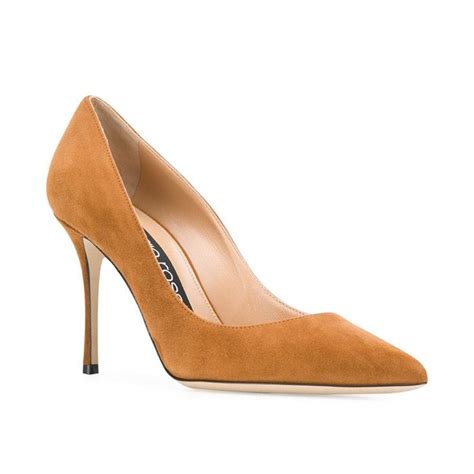 Priyanka Chopra picks an earthy Ralph Lauren look at 'The Sky is Pink ...