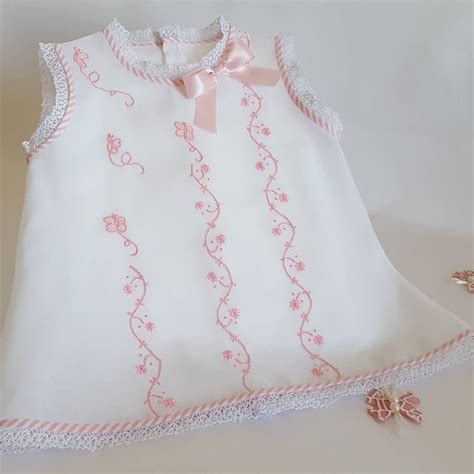 camisetas de bebe bordadas a mano