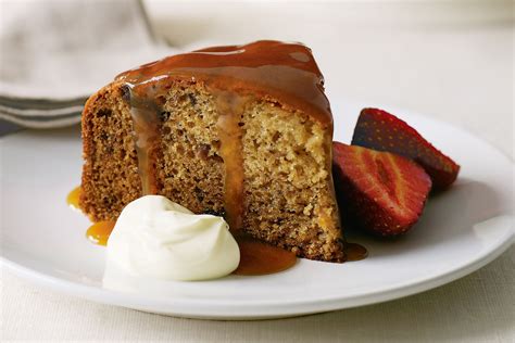 Sticky date pudding with caramel sauce | Recipe Cart
