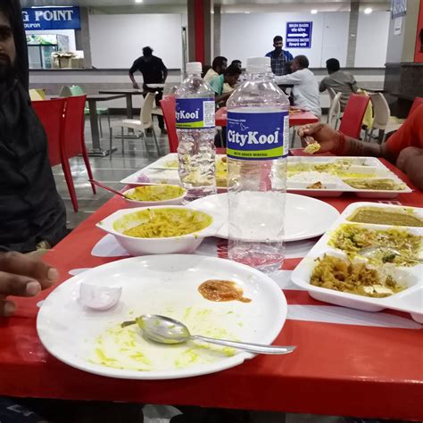 EXPRESSWAY FOOD MALL, Khopoli - Restaurant Reviews & Photos - Tripadvisor