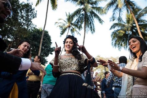 30 Fun Indian Wedding Game Ideas For Couples and Guests