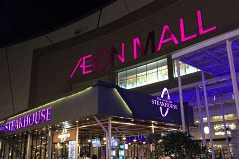 Shopping In Phnom Penh: 10 Best Markets & Malls To Visit!