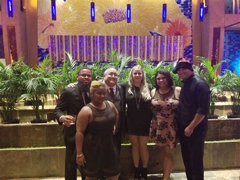 Reservations.com Office Photos | Glassdoor