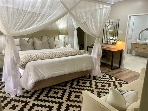 THE LESLIE (Blantyre) - B&B Reviews, Photos, Rate Comparison - Tripadvisor