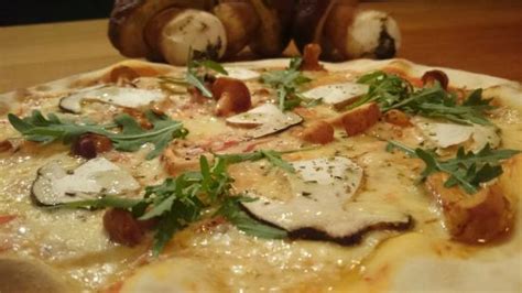 REINIS PIZZERIA, Krimml - Restaurant Reviews, Phone Number & Photos ...
