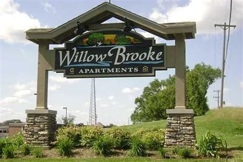 Willow Brooke Apartments - Woodstock, IL 60098 | ApartmentGuide.com