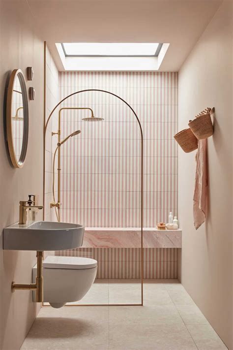 Embrace The Stripe Hype With These 15 Striped Bathrooms You'll Want to ...