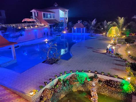 Rupasi Rupnarayan Kuthi Pool: Pictures & Reviews - Tripadvisor