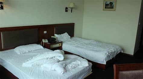 WEILAI ENJOY HOME DENGFENG SHI XIAOLONG WUYUAN - Motel Reviews & Photos ...