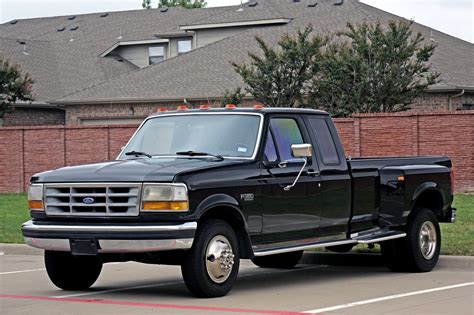 1992 Ford F-350 XLT SuperCab Dually for sale on BaT Auctions - sold for $14,750 on September 6 ...