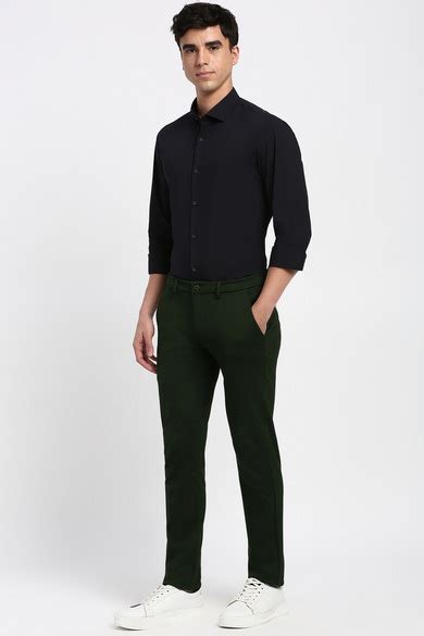 Buy Men Green Solid Formal Trousers Online - 39973791 | Peter England