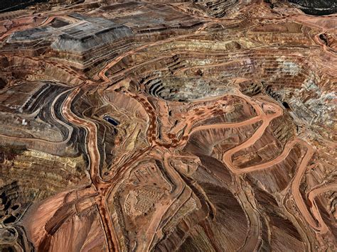 Edward Burtynsky’s Mesmerizing Images of Copper Mines - The New York Times