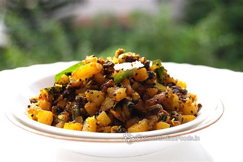 Bitter gourd potato fry | Pavakkai urulaikizhangu varuval