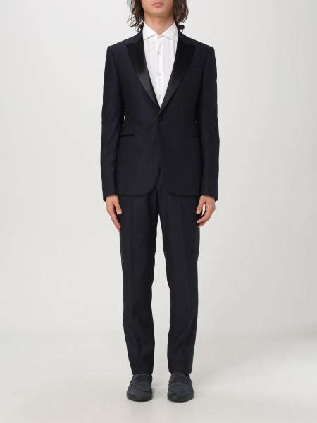 Armani suits online at GIGLIO.COM