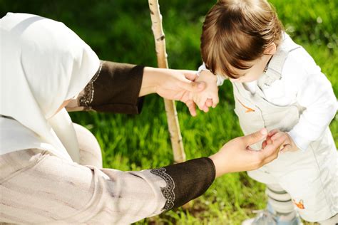 J&K woman sues IAS officer for abandoning her, child THE NEW INDIAN ...