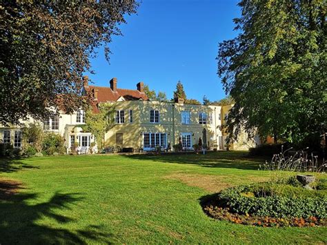 ESSEBORNE MANOR (Hurstbourne Tarrant) - Hotel Reviews & Photos ...