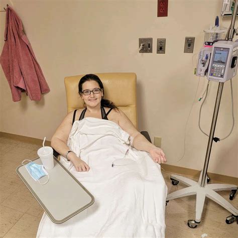 Lexi Reed Celebrates Non-Scale Victory, Says Hair Is 'Back'