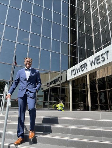 Project MaeCon Office Photos