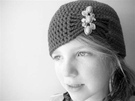 Flapper Style Cloche Hat - Design Your Own Hat With Colors and Brooches ...