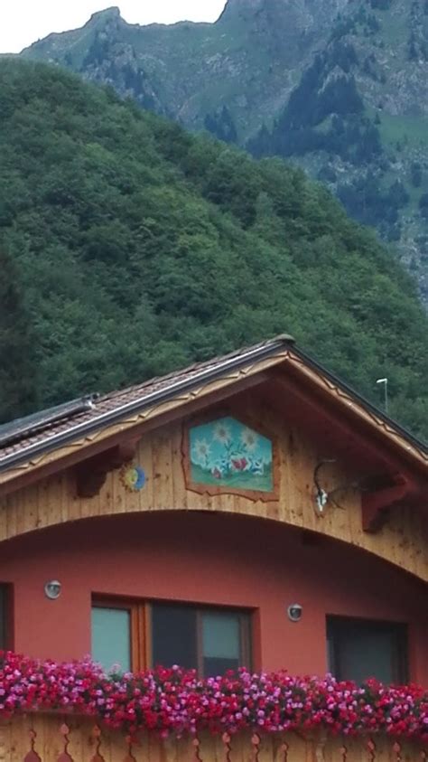 AGRITURISMO AL BORG (Paluzza) - Farmhouse Reviews & Photos - Tripadvisor