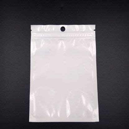 Arteria. White Ziplock Pouch