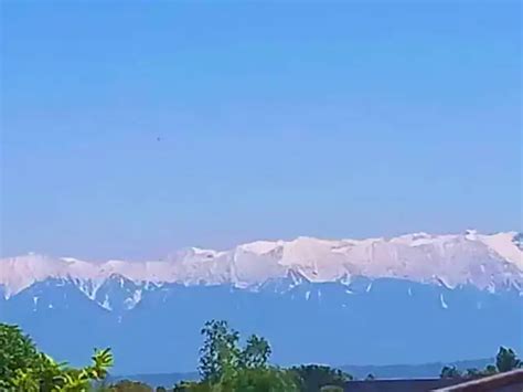 Clear Horizons - A view to remember! Himachal Pradesh's Dhauladhar ...