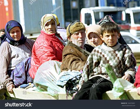 Kukes Albania 18 April 1999 Kosovar Stock Photo 104578301 | Shutterstock