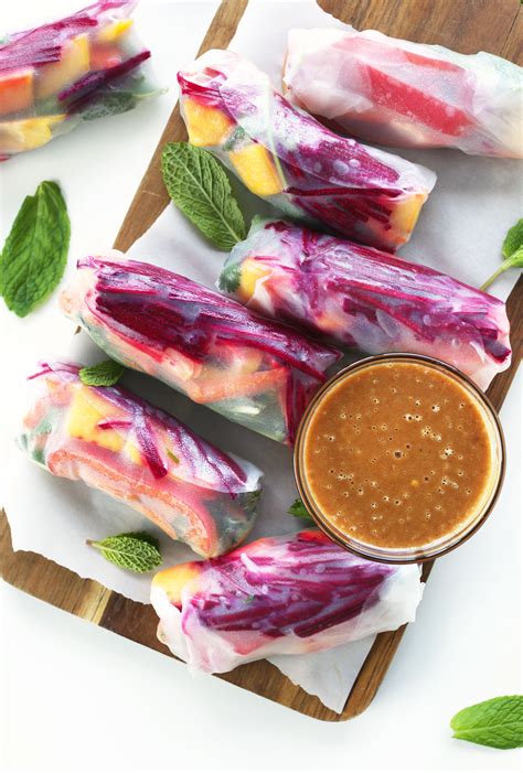 Spring Rolls With Peanut Sauce