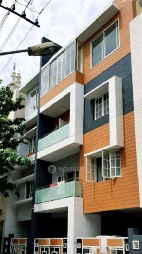 Standalone Building Ibrahim Sahib Street Rent - WITHOUT BROKERAGE Semi ...