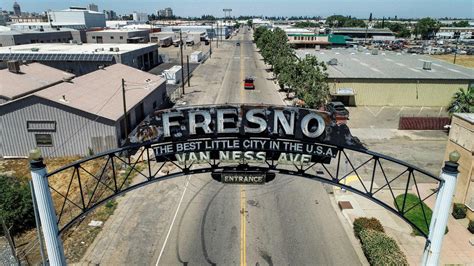 Fresno City Council adopts $2.36B budget and road plan | Fresno Bee