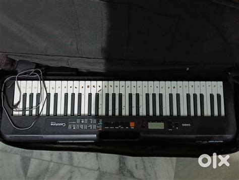 Tabla and old keyboard - Musical Instruments - 1809196542