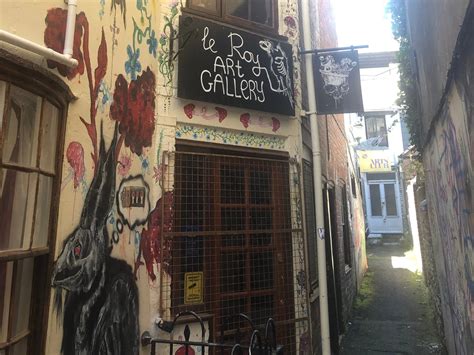 A local's ultimate guide to visiting Brighton, a seaside city in ...