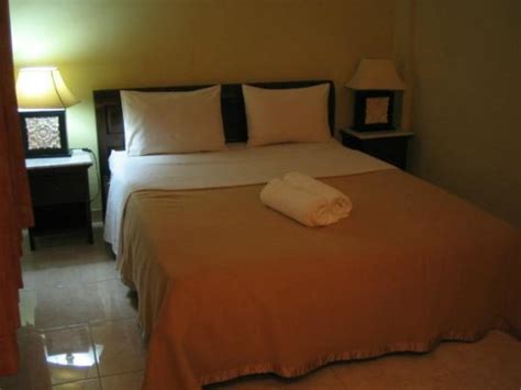 PURI BUNGA INN (Bali/Tuban) - Hotel Reviews, Photos, Rate Comparison ...