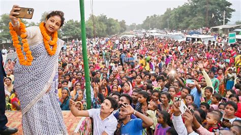 Jharkhand assembly elections: Why parties are going all out to woo ...