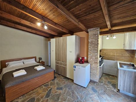 Villa Clotho - Porto Rafti, Attica