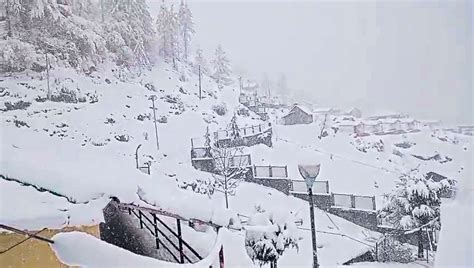 Mana Avalanche: उत्तराखंड में भारी बर्फबारी, माणा एवलांच के रेस्क्यू ...