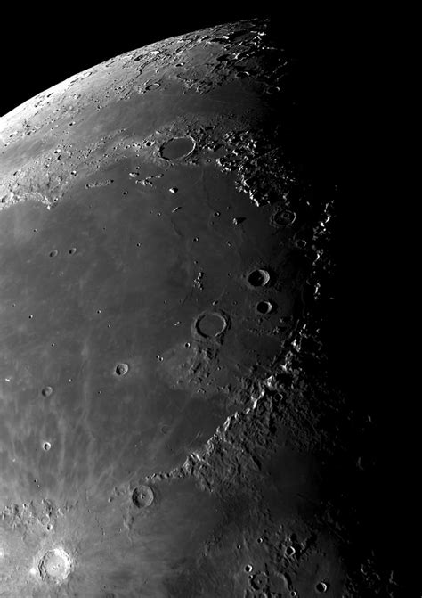 月球 的图像结果