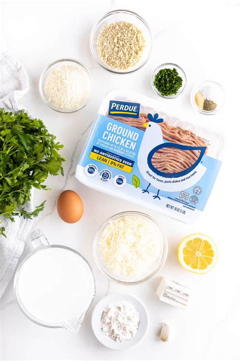 Meatballs with Alfredo Sauce - Easy Fettuccine Recipe ...