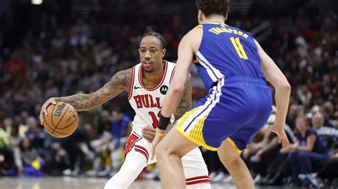 DeMar DeRozan headed to Kings in sign-and-trade, per report