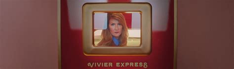 비비에 익스프레스에 탑승한 로라 던 | 로저 비비에