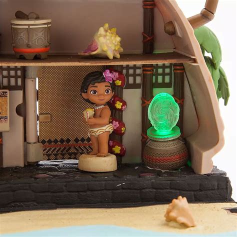 Buy Moana Animators' Collection Motunui Island Surprise Micro Playset ...