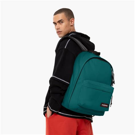 OUT OF OFFICE Peacock Green | Black Friday | Eastpak UK