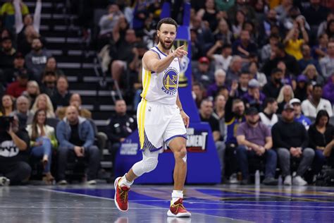 A 3-Team Trade to Save Golden State Warriors' Steph Curry Era | News ...