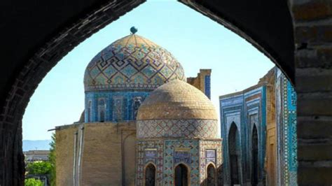 পকেটে ১০০ টাকা থাকলেও এই দেশগুলিতে বেড়াতে যেতে পারেন, কীভাবে ...