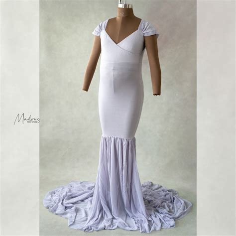 Maternity Gown MG08 | Madras Prop Store