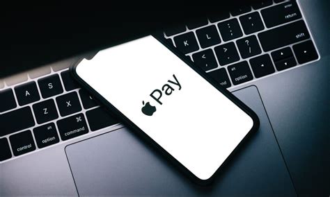 Using Apple Pay 的图像结果