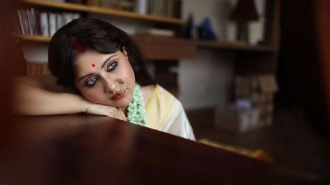 Daker Shaaj to dalna—Swastika Mukherjee's Pujo essentials | Condé Nast ...