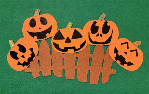 5 Little Pumpkins Sitting on a Gate - Etsy