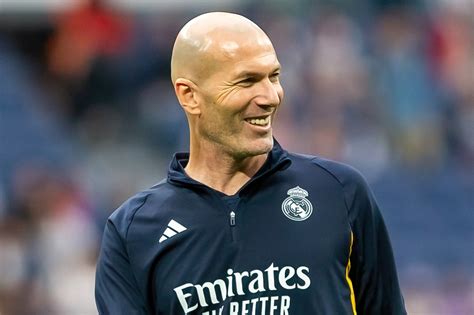 Rogaine for Men: Does it Really Work and What Makes it Manly?